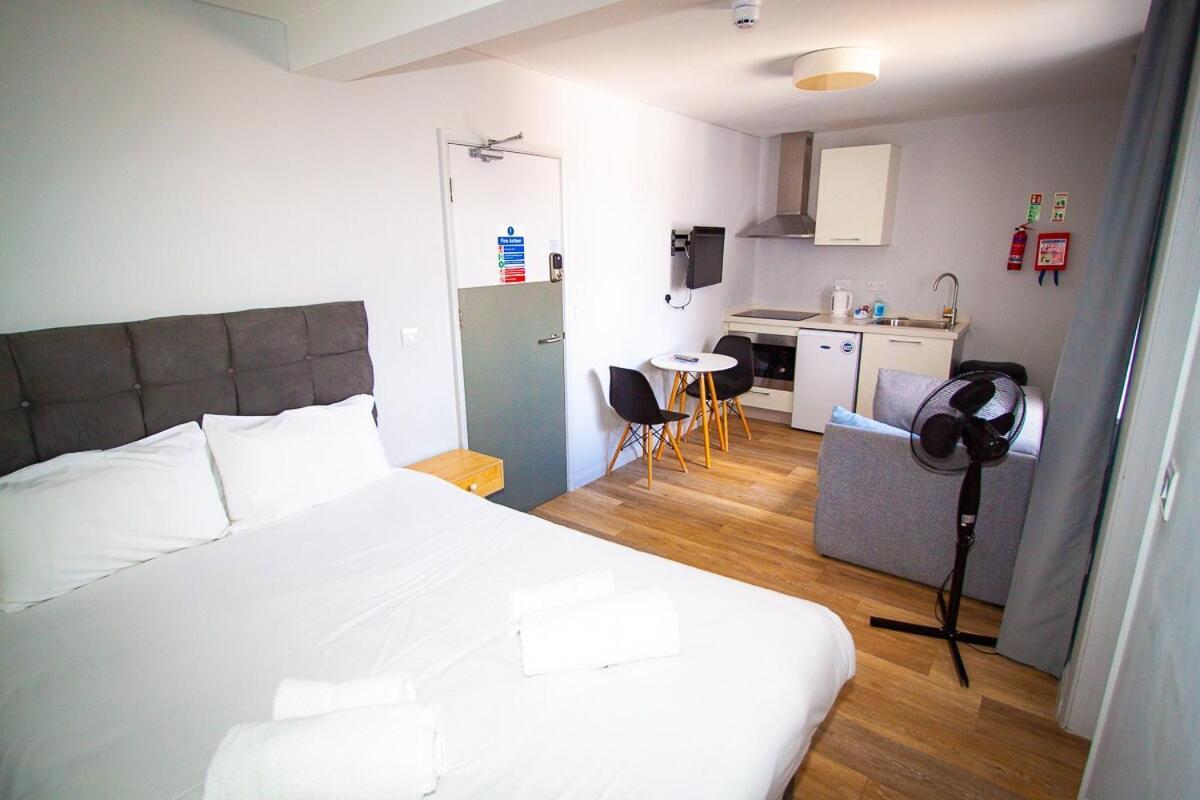 גרייט יארמאות Oyo Studiotel Gy - Modern Hotel Apartments מראה חיצוני תמונה